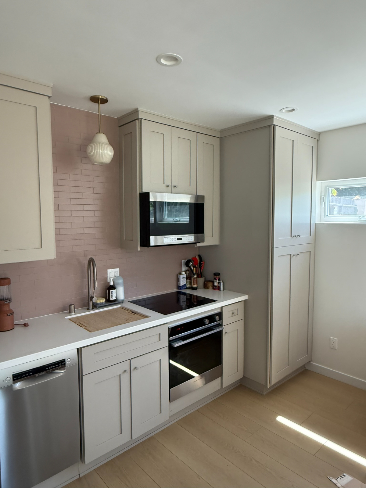 Newly built architect-designed ADU | Private parking | Near major hospitals | Eagle Rock - Photo 4