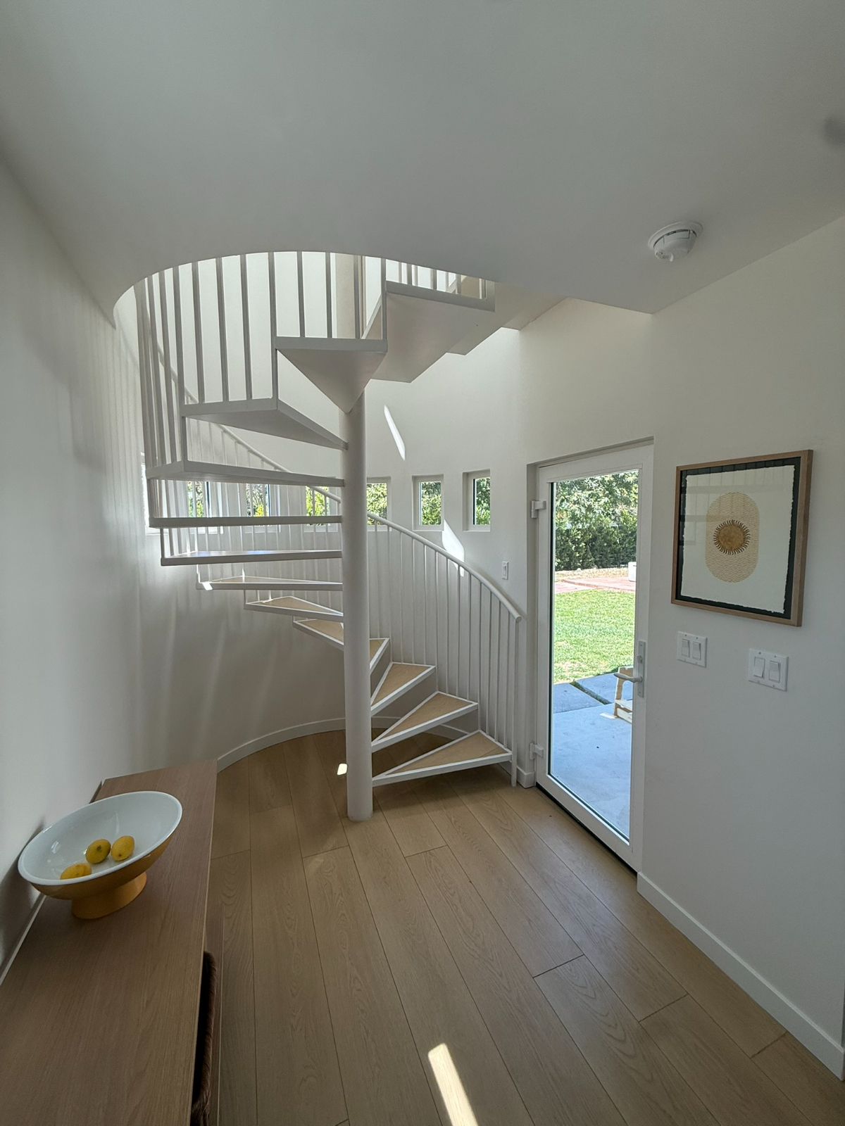 Newly built architect-designed ADU | Private parking | Near major hospitals | Eagle Rock - Photo 6