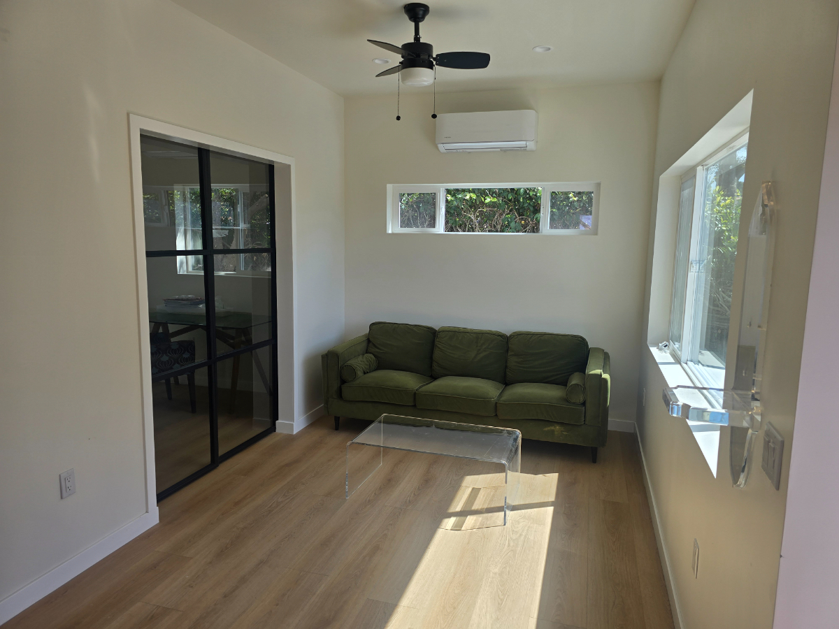 Point Loma Stunning New build w rooftop deck Panoramic Views - Photo 5