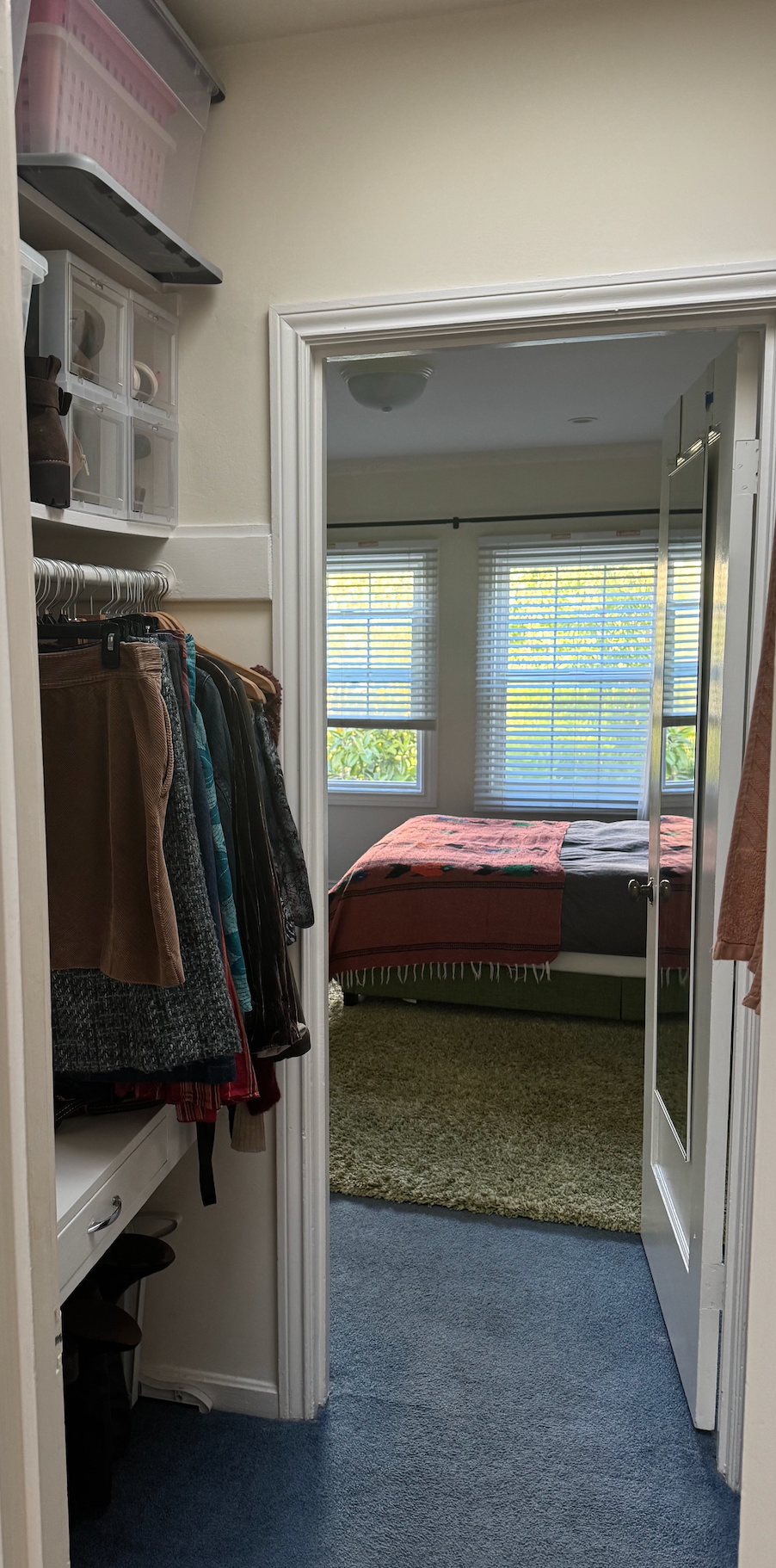 Bright, spacious furnished room in a peaceful Outer Sunset home | Female Professionals Welcome | $2,200 All-In - Photo 5