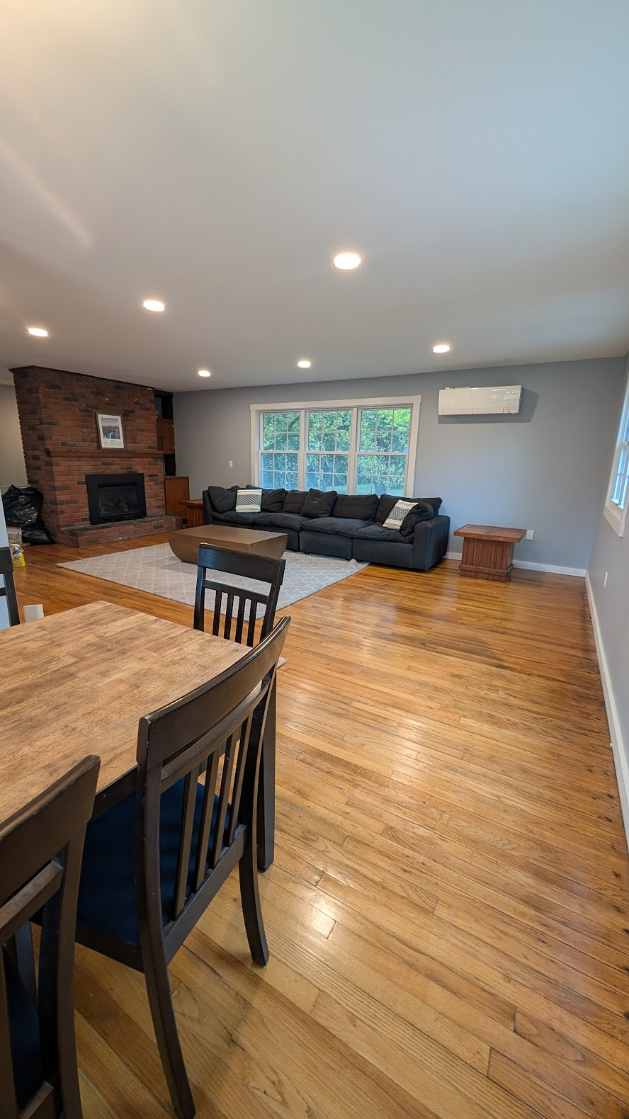 Large, Spacious & Private South Burlington Home Near UVM & Beta Tech. - Photo 4