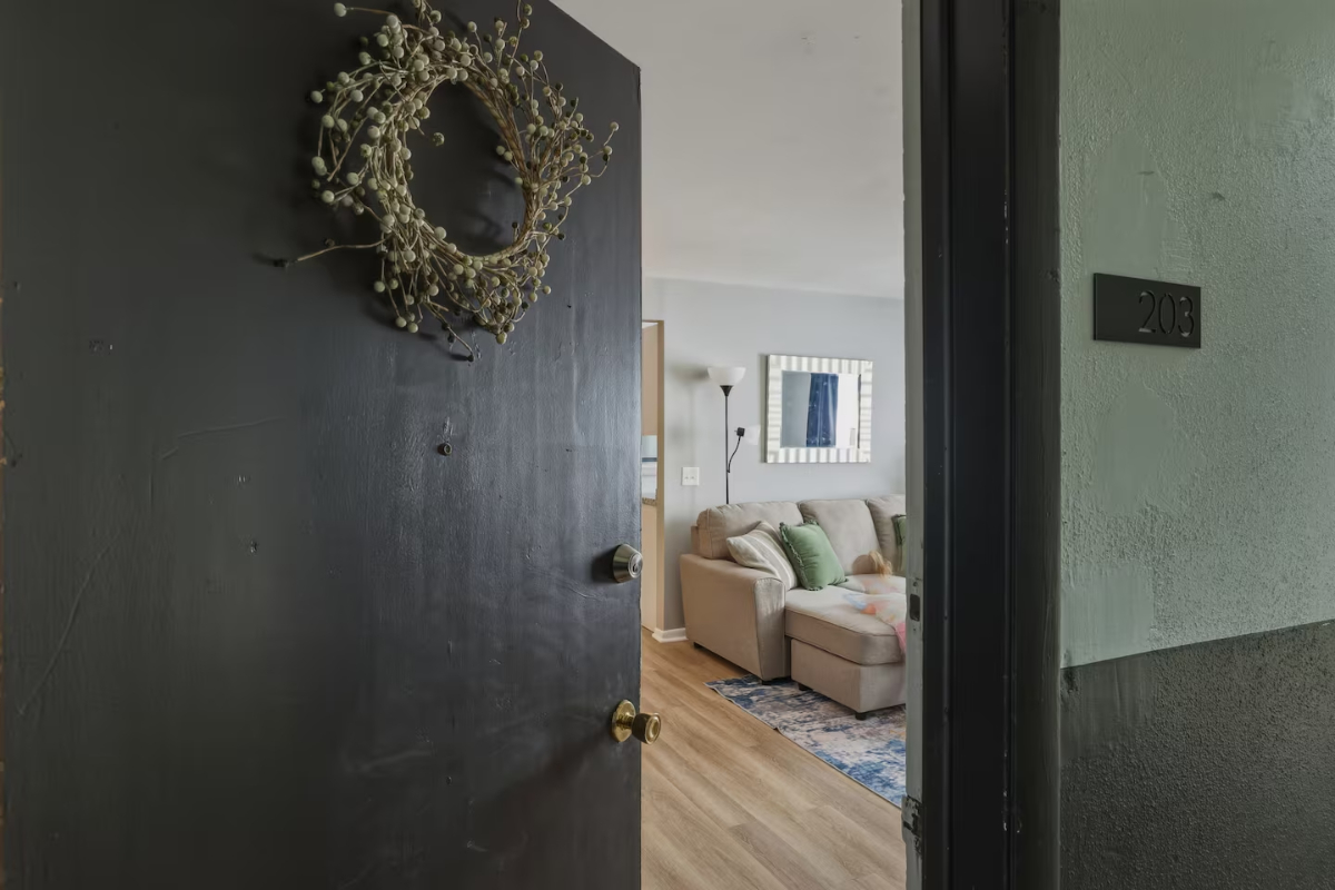 Fresh Corning Flat, Near CMOG, Gaffer, Pet OK - Photo 7