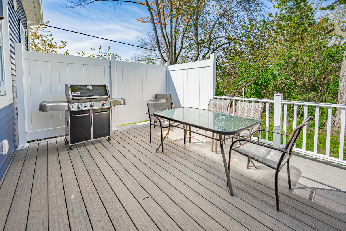 Lakefront 2BR on Lake Ontario, Home Office, EV Charger, Wilson NY - Photo 11