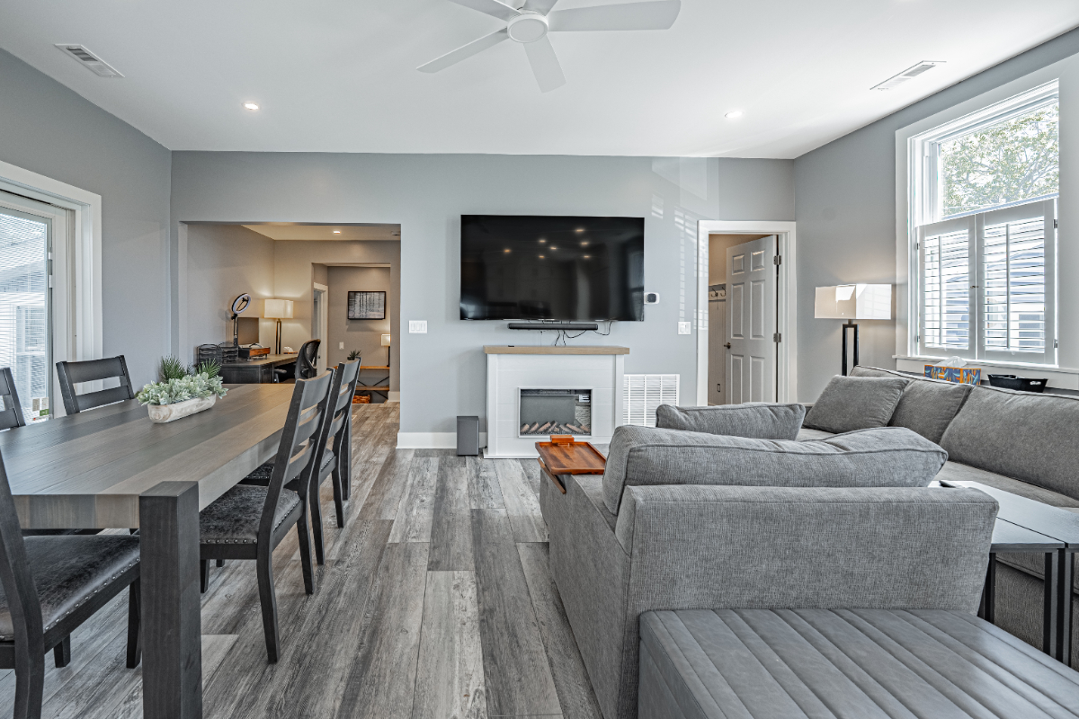 Lakefront 2BR on Lake Ontario, Home Office, EV Charger, Wilson NY - Photo 5