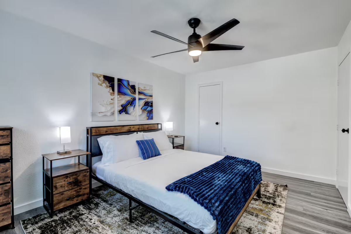 Polished SoCo 2BR 2BA Townhome - Photo 12