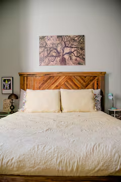 Stylish 1BR Studio, New Kitchen, Free Parking, Private - Photo 4