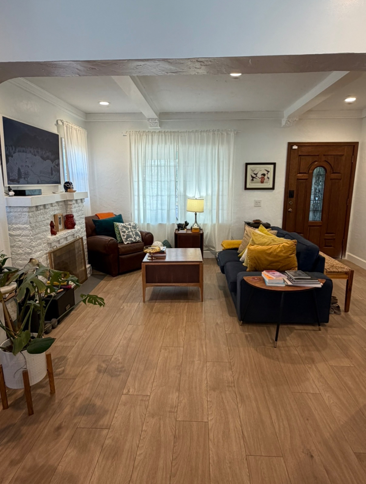 Central Oasis by the Expo Line - ROOM - Photo 4