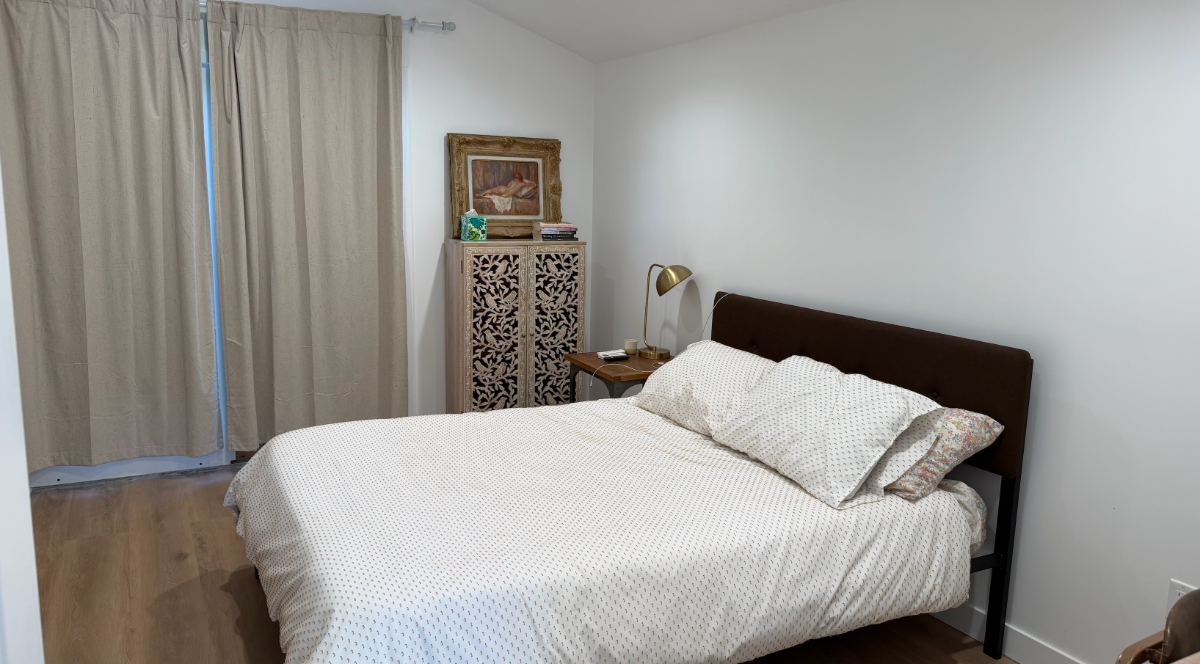 Central Oasis by the Expo Line - ROOM - Photo 4