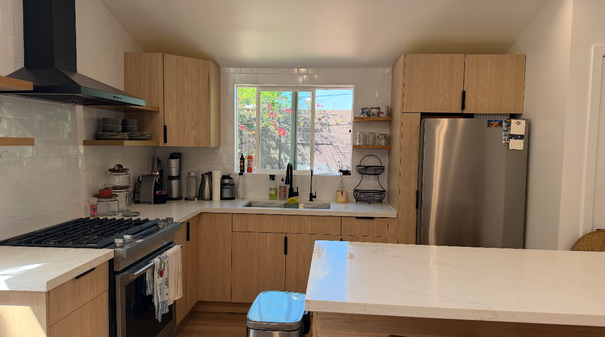 Central Oasis by the Expo Line - ROOM - Photo 2