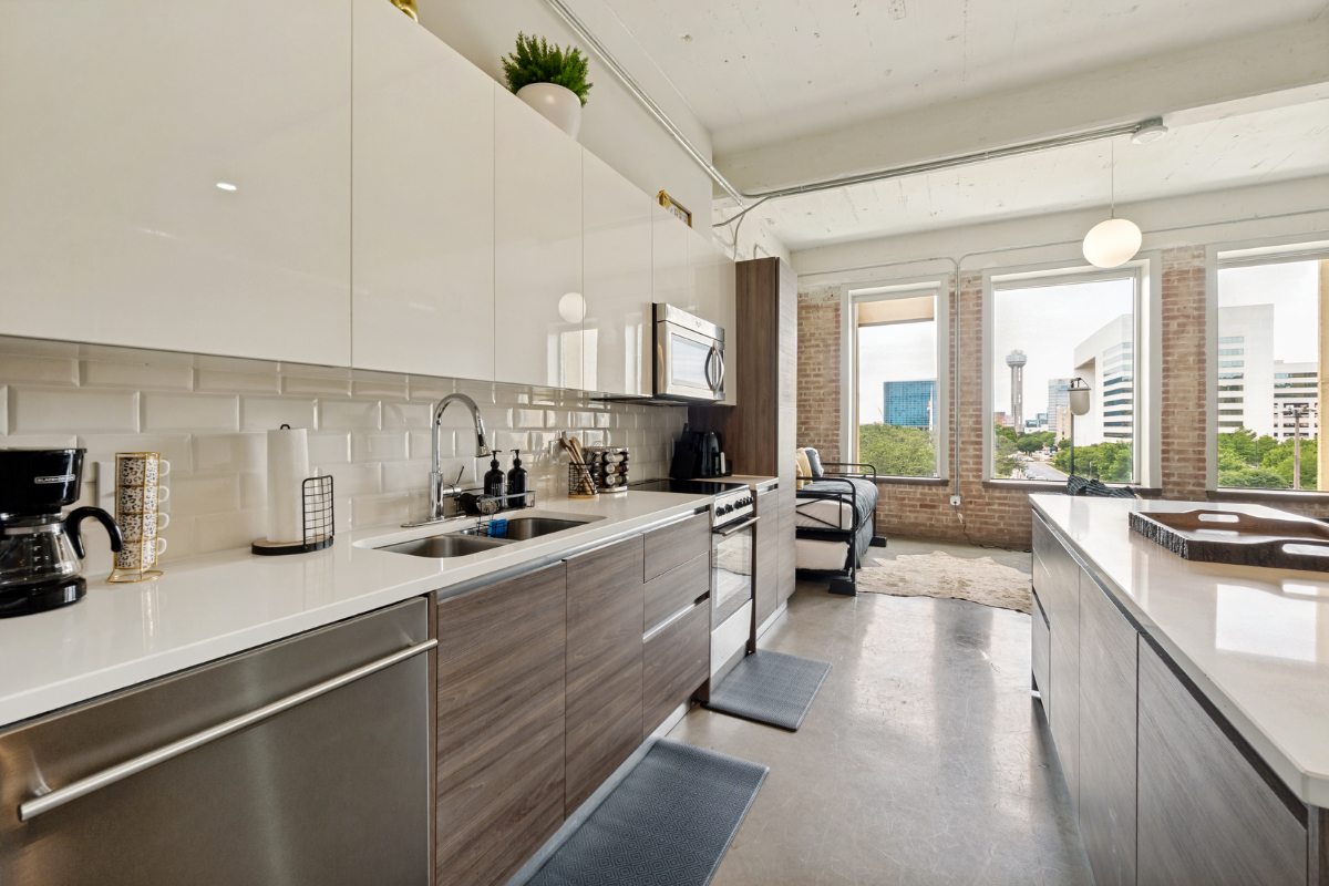 Luxury Downtown Dallas Condo - Photo 6