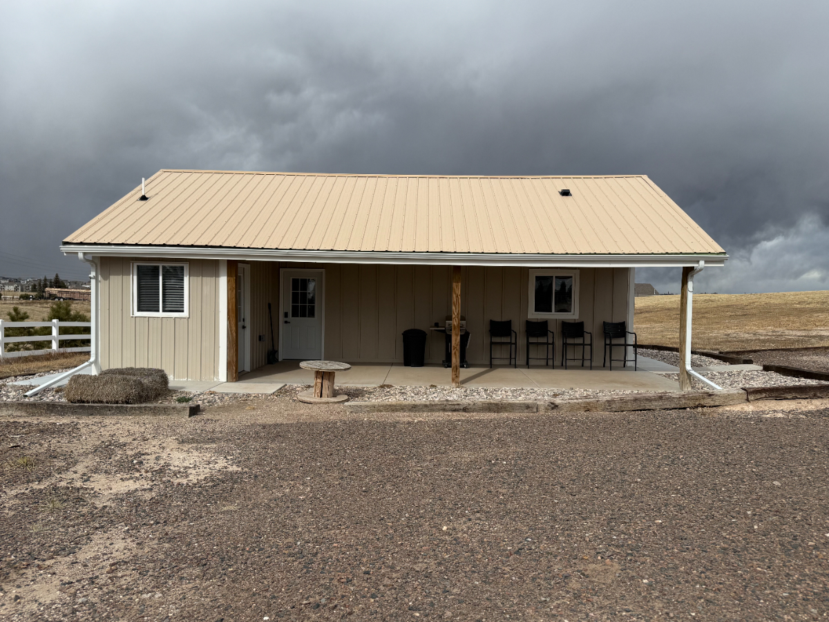 Tiny House on Big Land - Photo 2