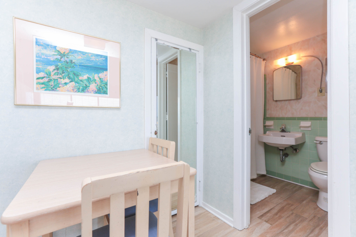 First Floor Beachfront Condo With Pool Access Near Sentara Virginia Beach General Hospital - Photo 2