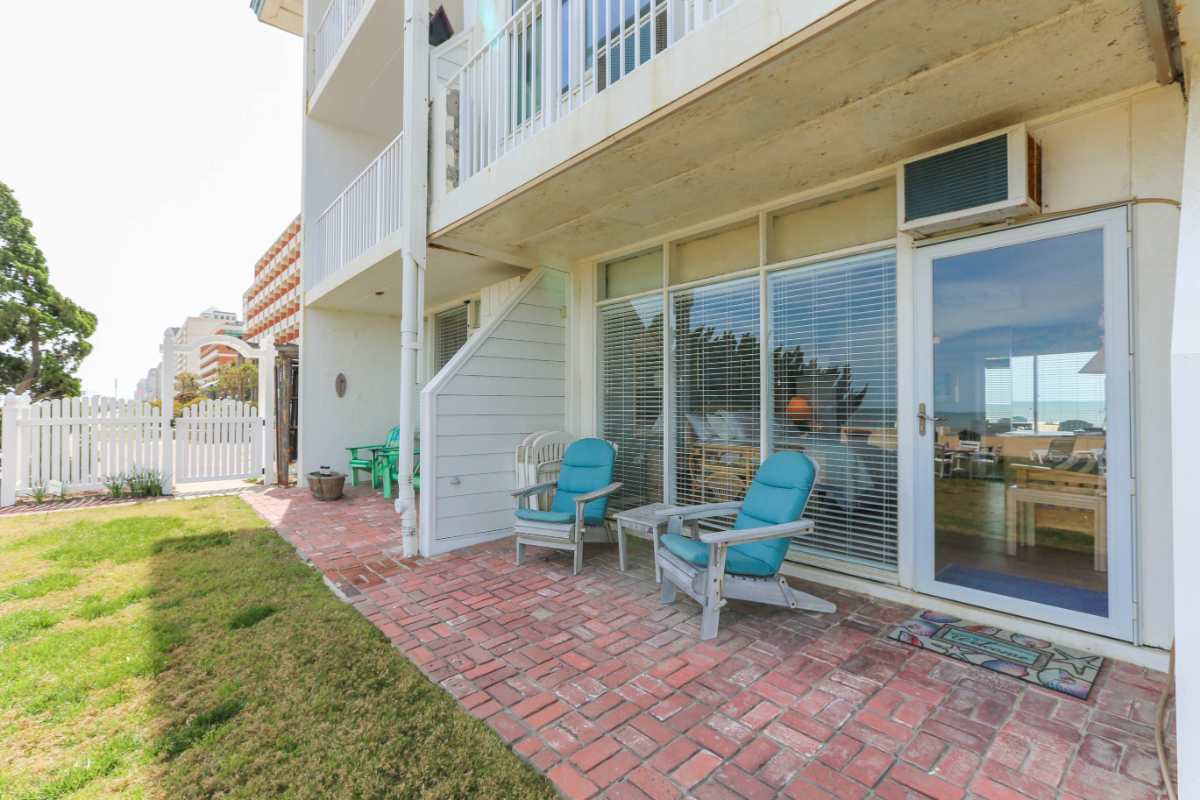 First Floor Beachfront Condo With Pool Access Near Sentara Virginia Beach General Hospital - Photo 4