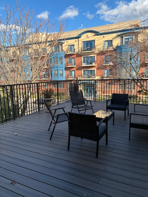 Capitol Hill Private Room With Shared Living Spaces In Prime Location Near Union Station - Photo 11