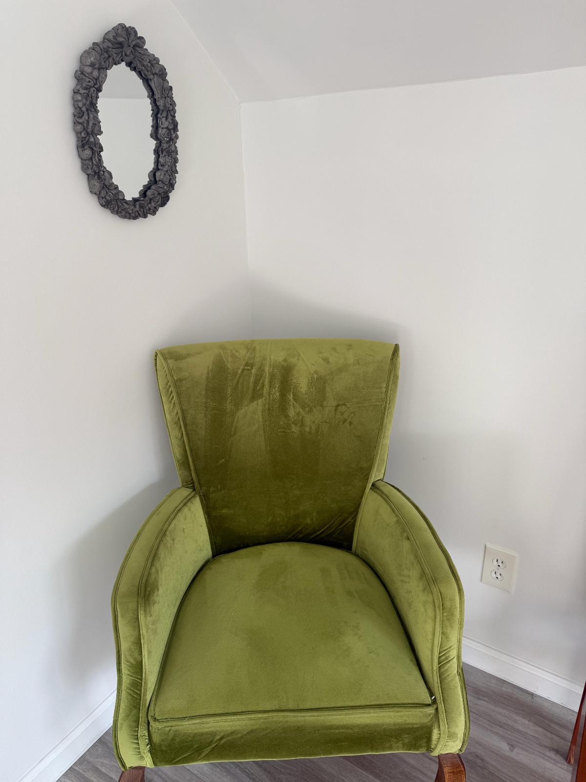 1 Bedroom Quiet Residential location - Photo 2