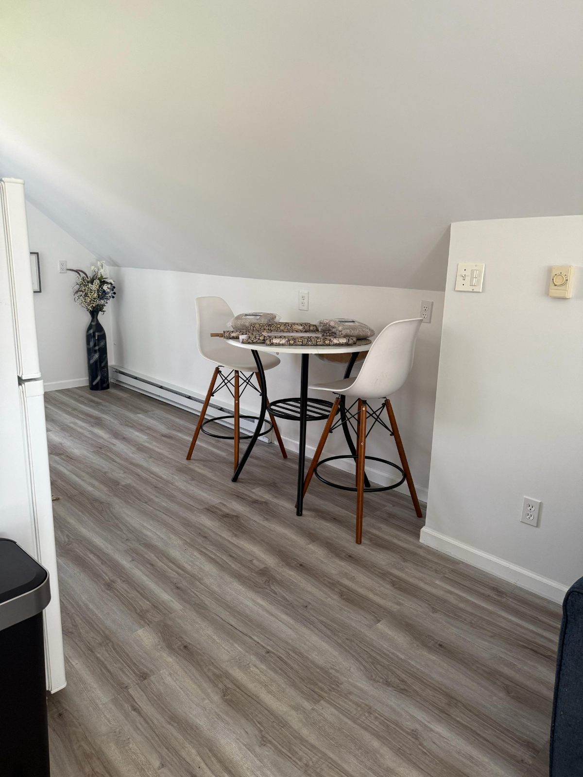 1 Bedroom Quiet Residential location - Photo 7