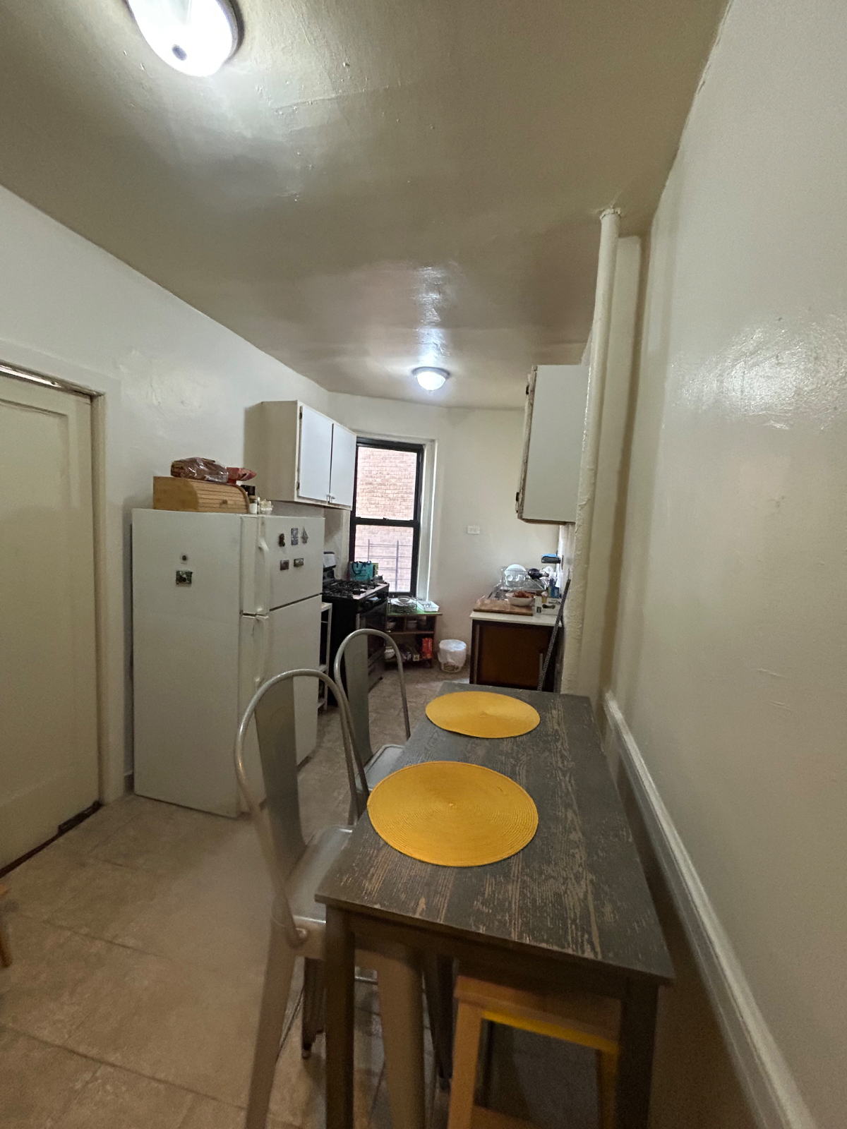 3 rooms available 15 min walk to Bronx-Care, You can rent 1  or all - Photo 8