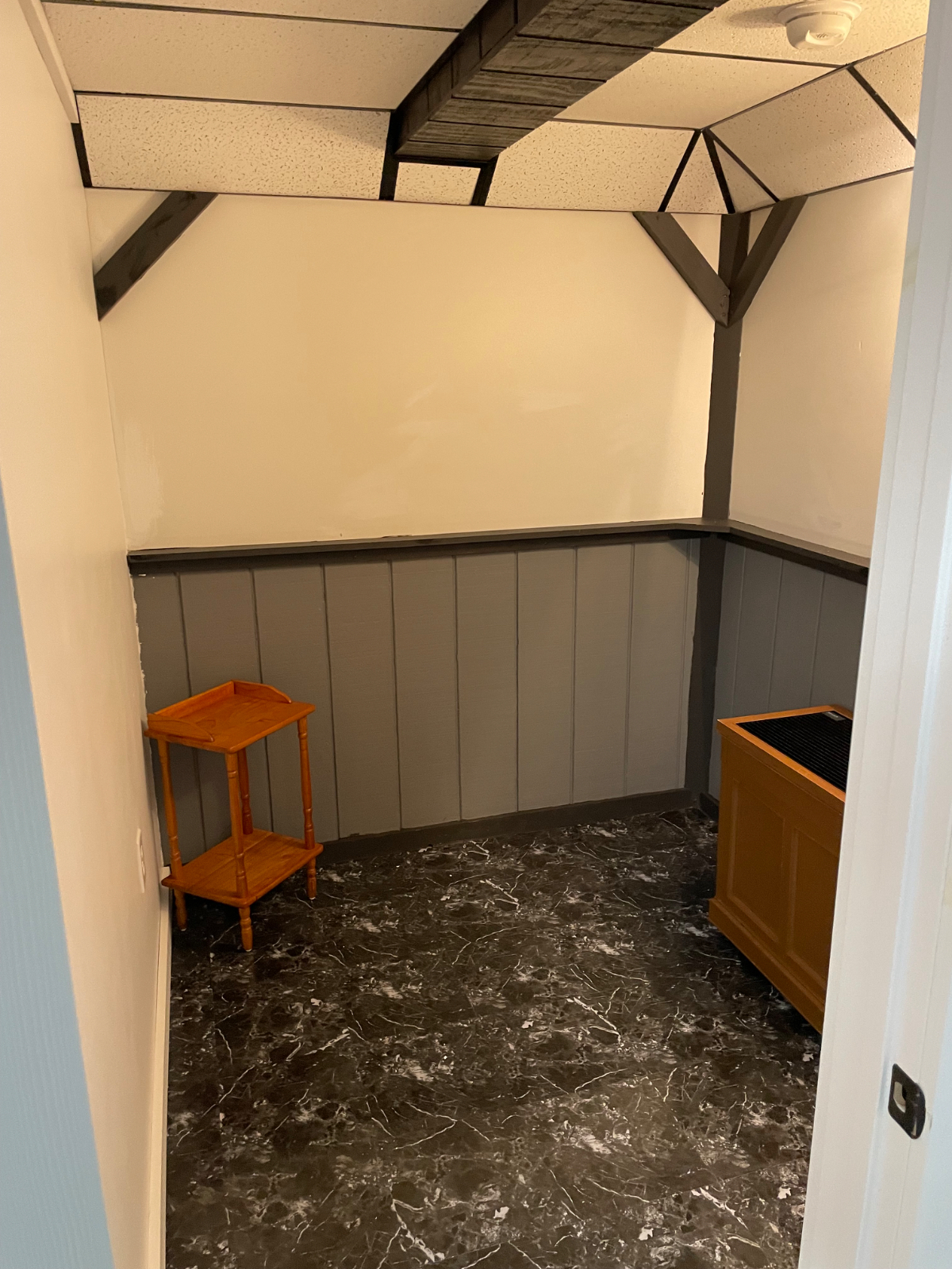 1 Bedroom - Photo 3