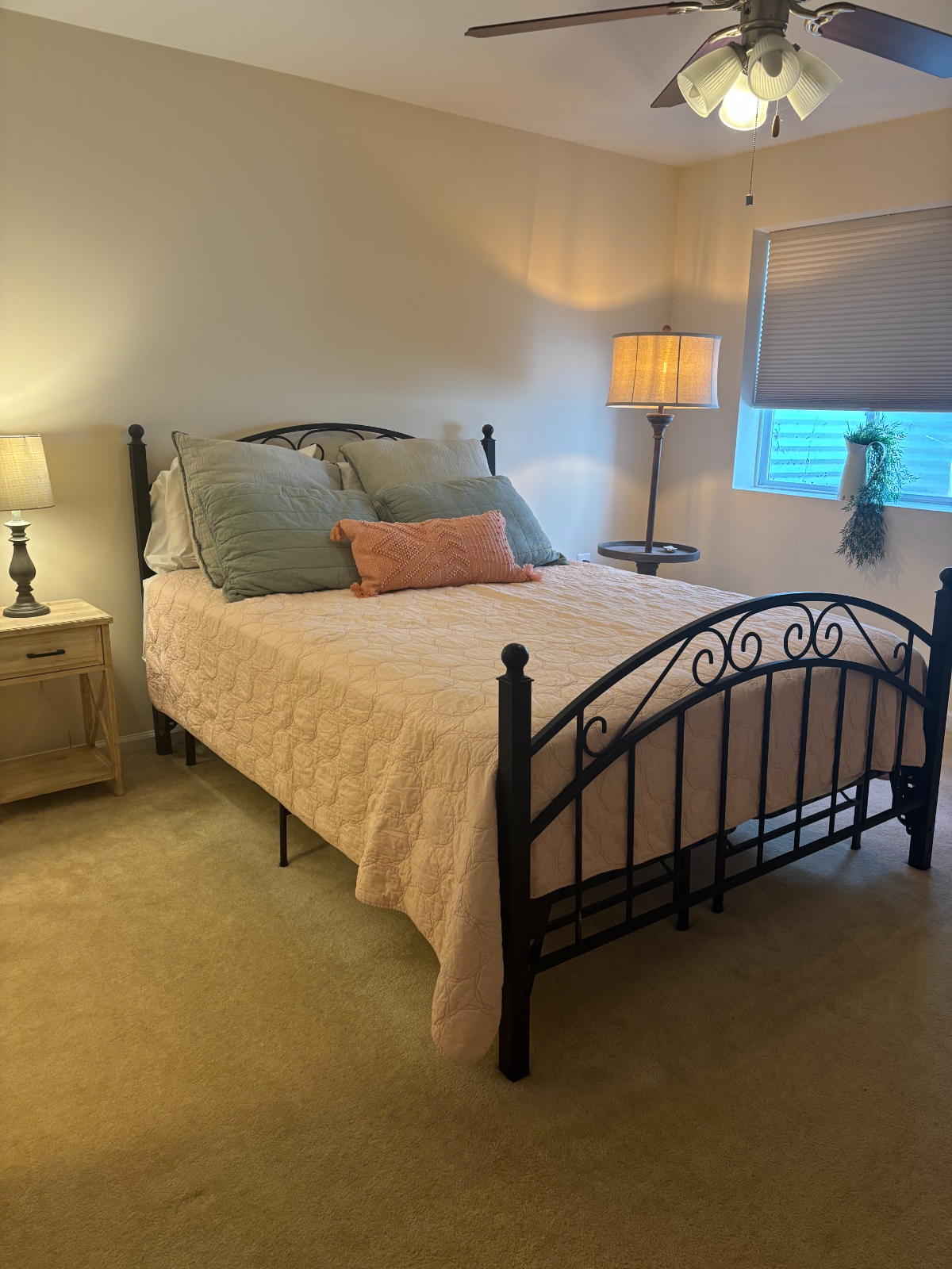 Furnished BR & BA with Family Room in Lower Level of Comfortable Home in Quiet Neighborhood - Photo 4