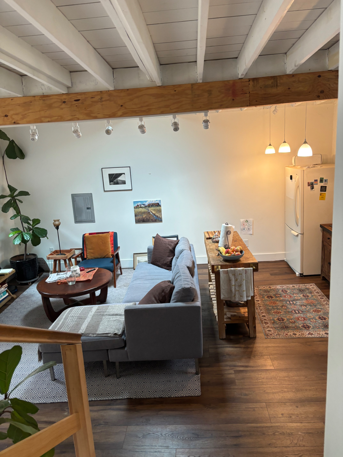 One bedroom furnished ADU - Photo 6