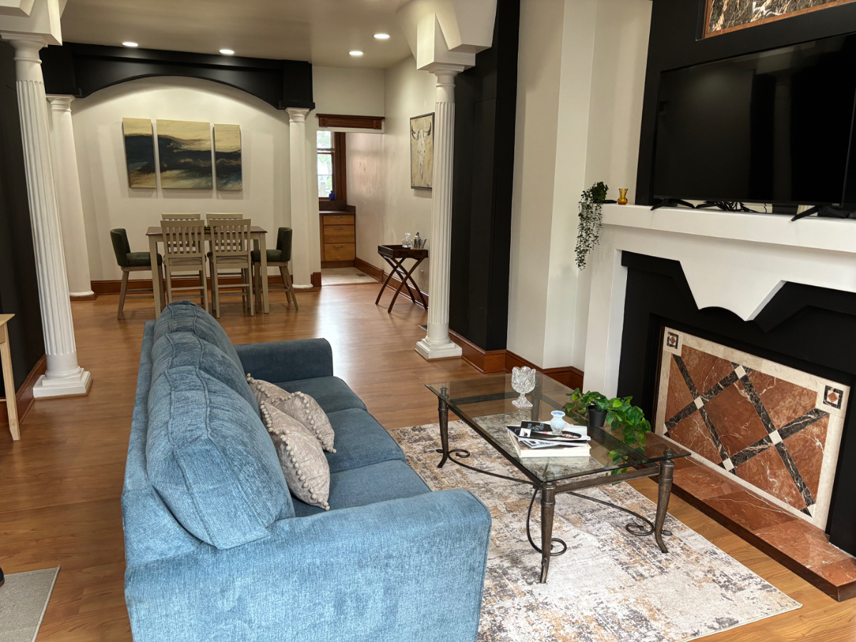 1BR, 1Bath, Kitchen, Dining and Living Room - Photo 1