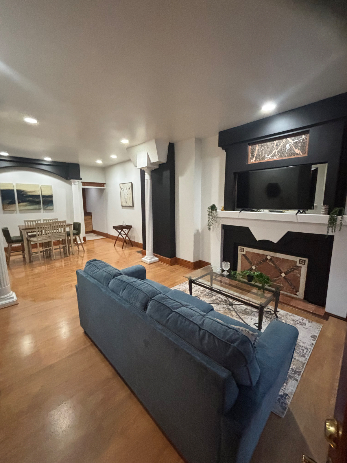 1BR, 1Bath, Kitchen, Dining and Living Room - Photo 4
