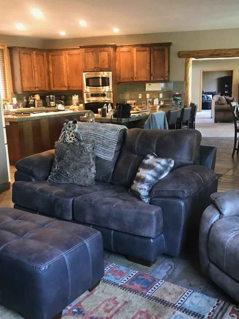 Spacious Furnished Mountain Retreat Near Downtown Bend and St. Charles Medical Center - Photo 6