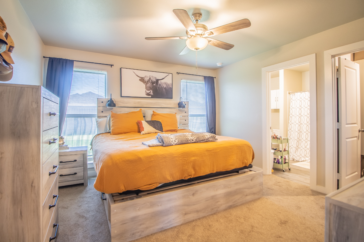 Modern West Lubbock Retreat - Photo 3