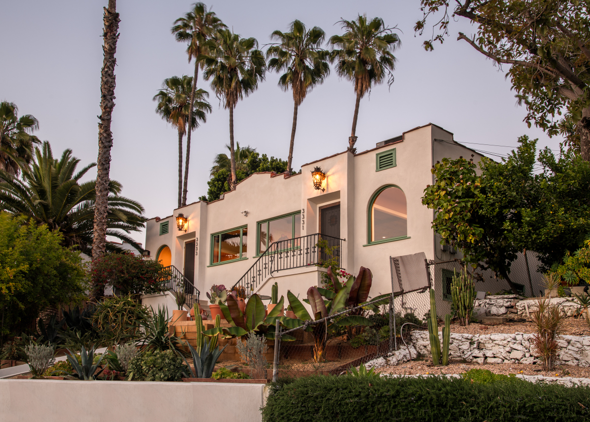 Prime Silver Lake Art-Filled Bungalow - Patio - Sunset Views of Hollywood Sign - Photo 2