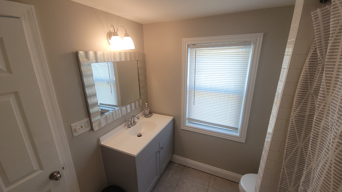 Clean, Quiet, and Convenient - Photo 6