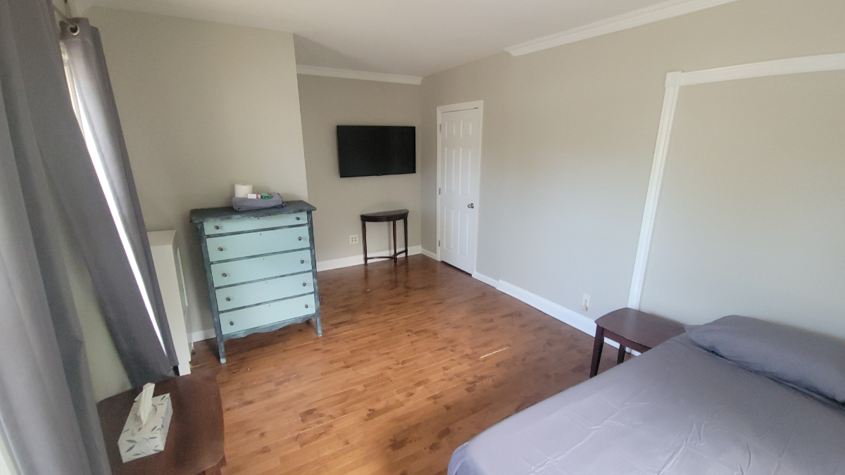 Clean, Quiet, and Convenient - Photo 2