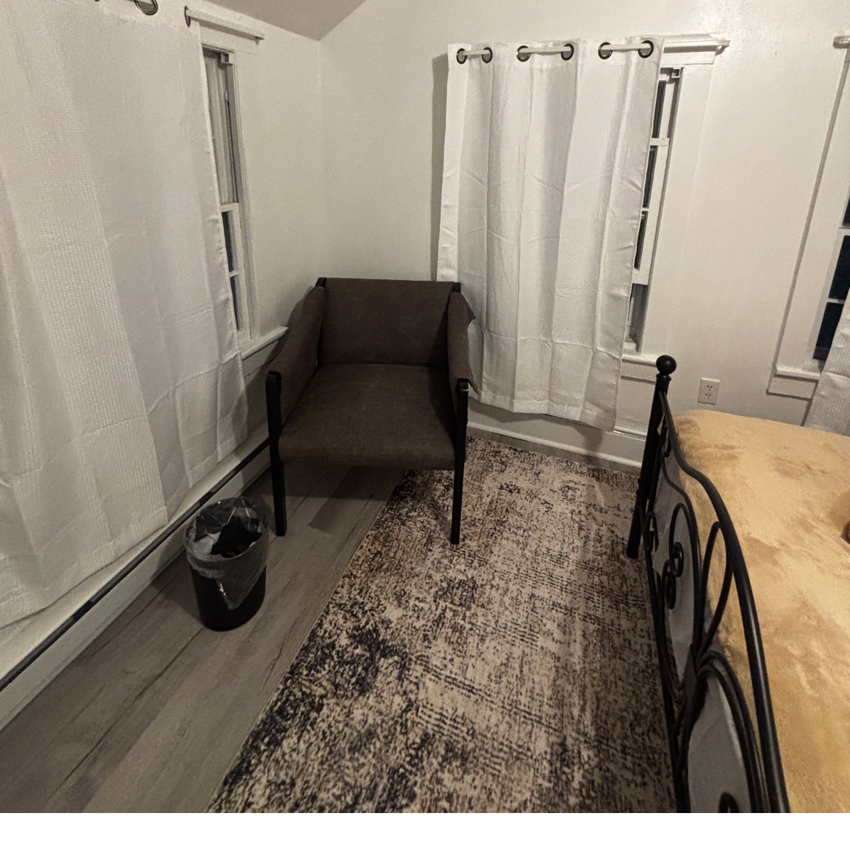 Sky View Apartment - Photo 5