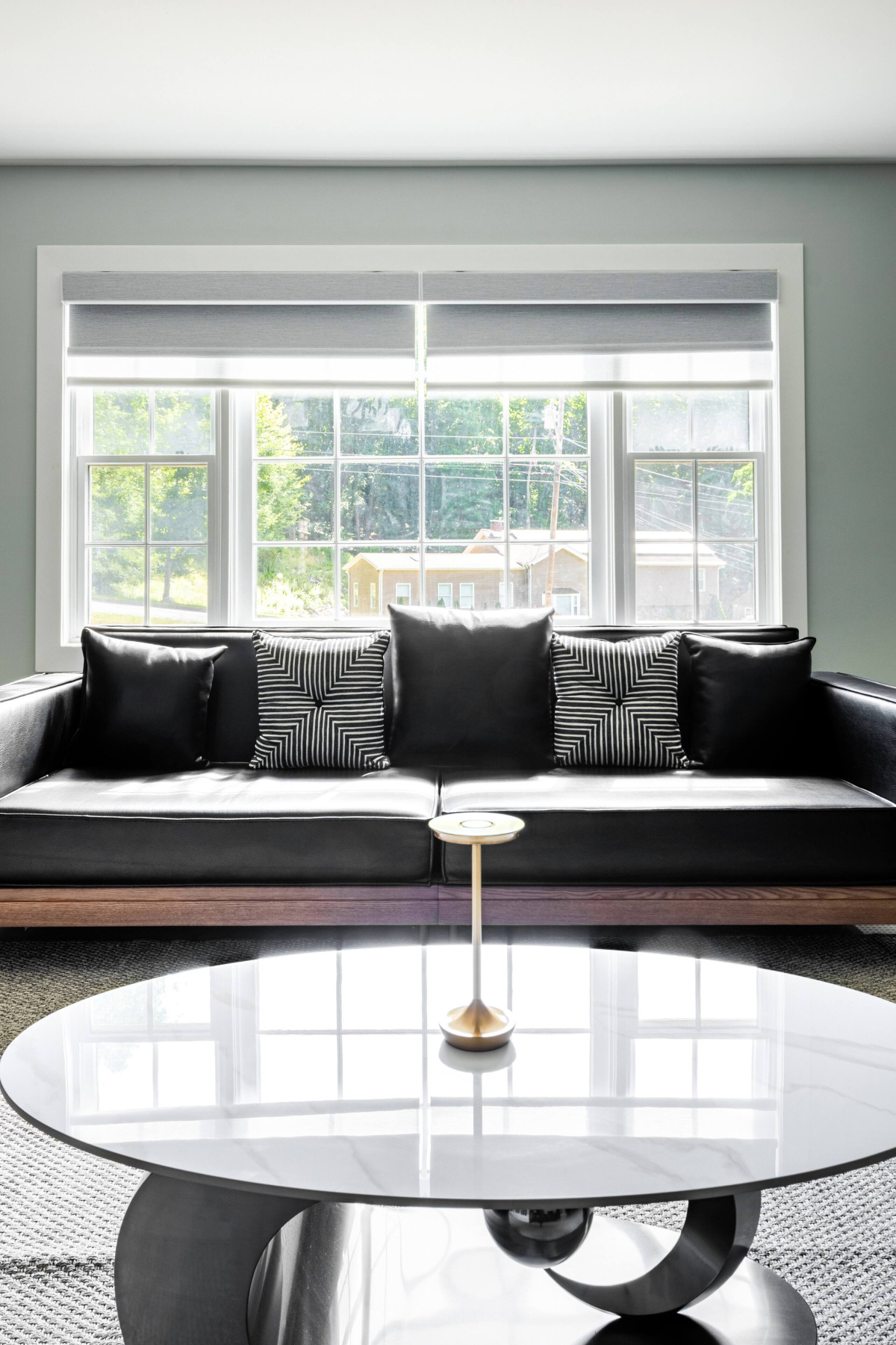 Modern Furnished 1BR Apartment on Quiet 3.5-Acre Property -- Prime Location - Photo 10