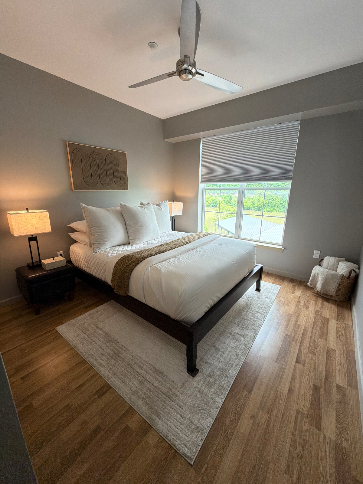 Refined 2-BR Riverview Executive Condo w/ Private Sauna, Luxury Finishes & Walkable Access to WVU & - Photo 1