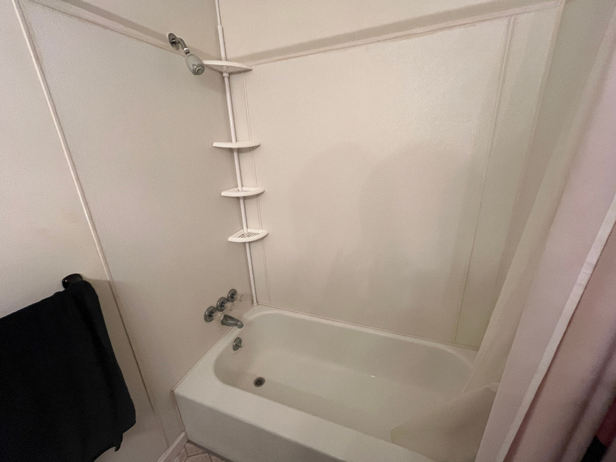 Quiet 3bd / 2bath Home Near Downtown - Photo 11