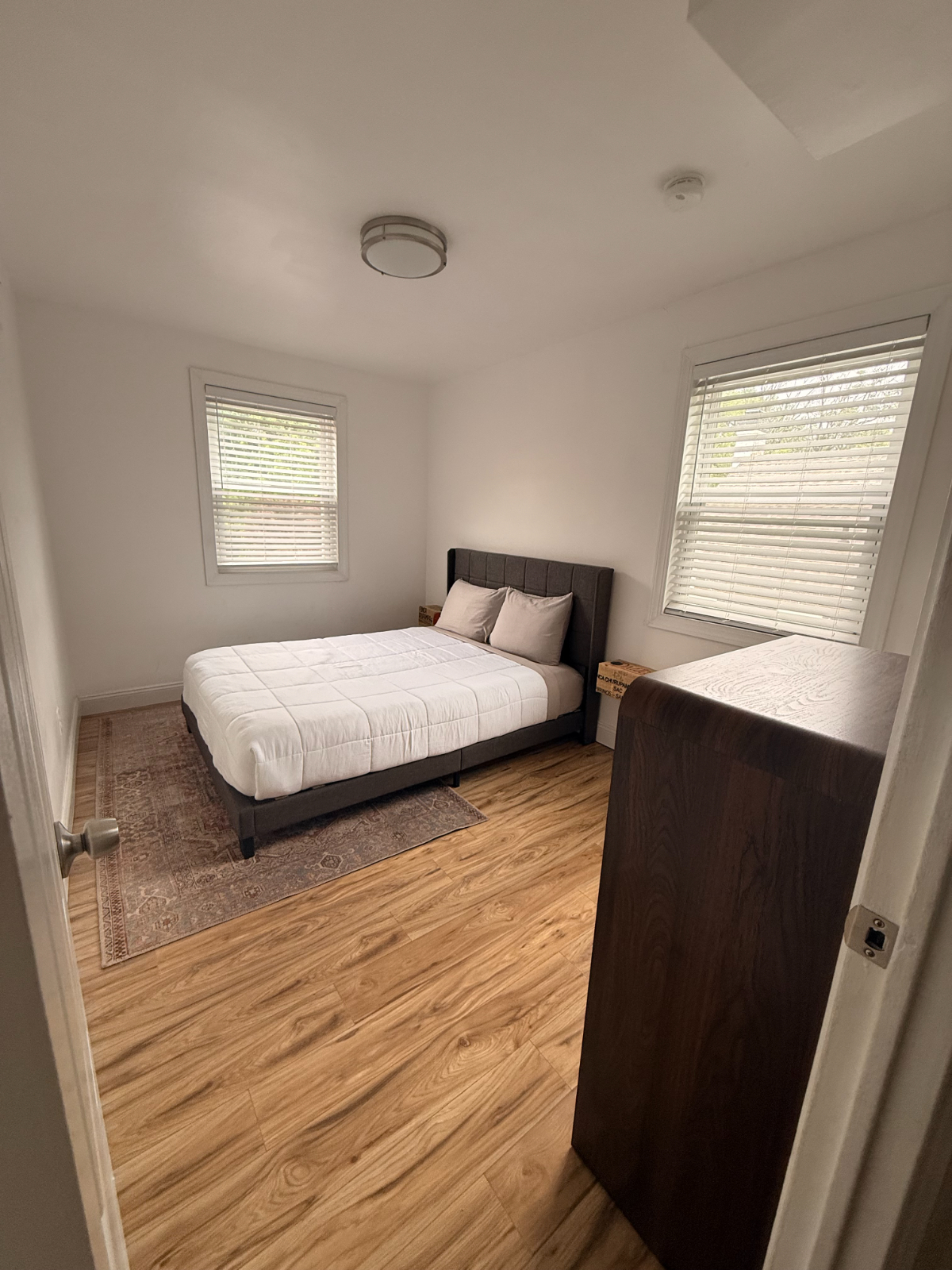 Fully Furnished 3BR Retreat with Fenced Yard and Fire Pit Near Joyce Evans Therapeutic Recreation Ce - Photo 7