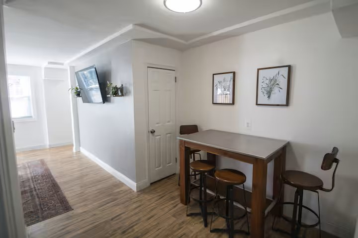 Fully Furnished 3BR Retreat with Fenced Yard and Fire Pit Near Joyce Evans Therapeutic Recreation Ce - Photo 2