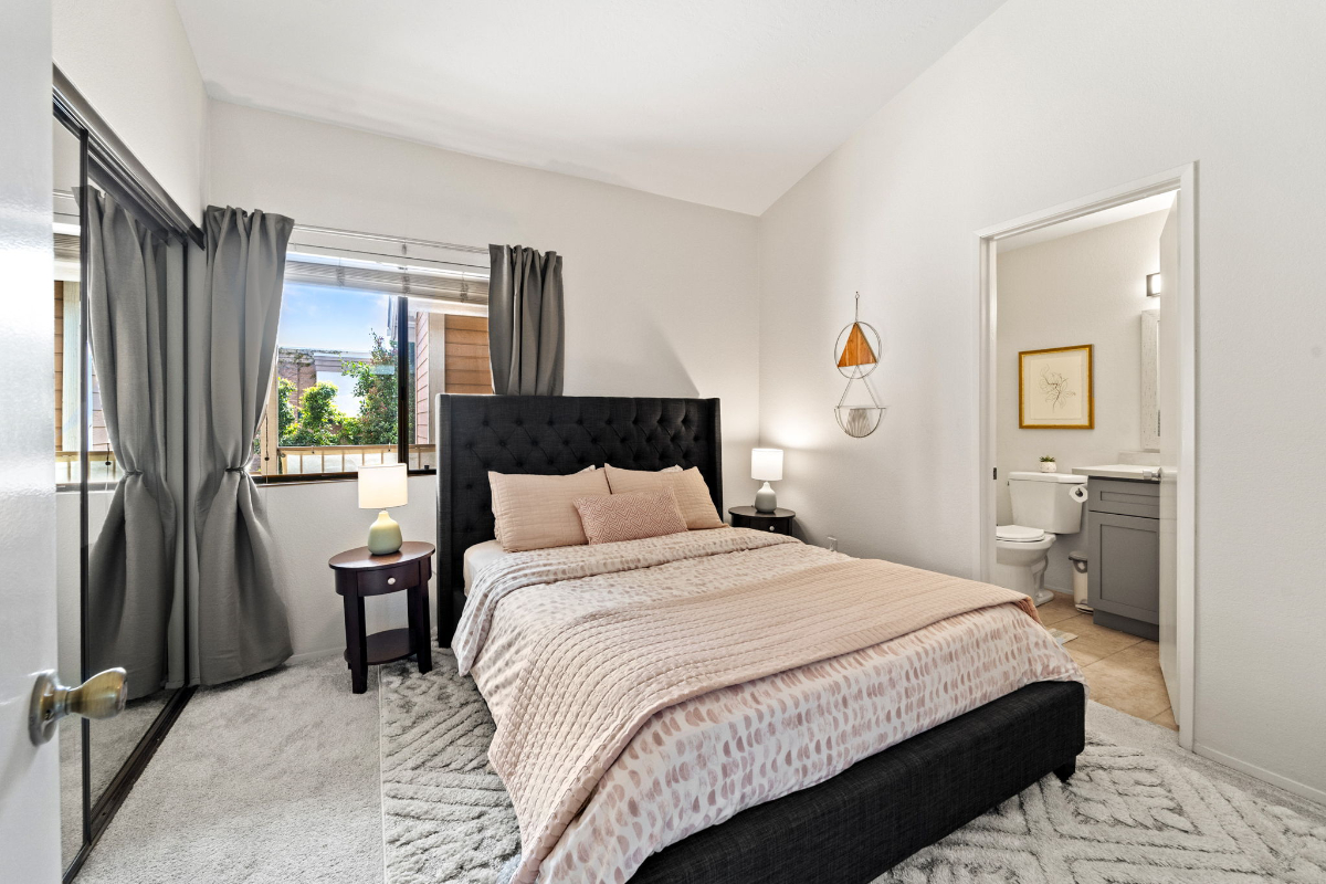 Furnished Condo in North Park - Photo 6