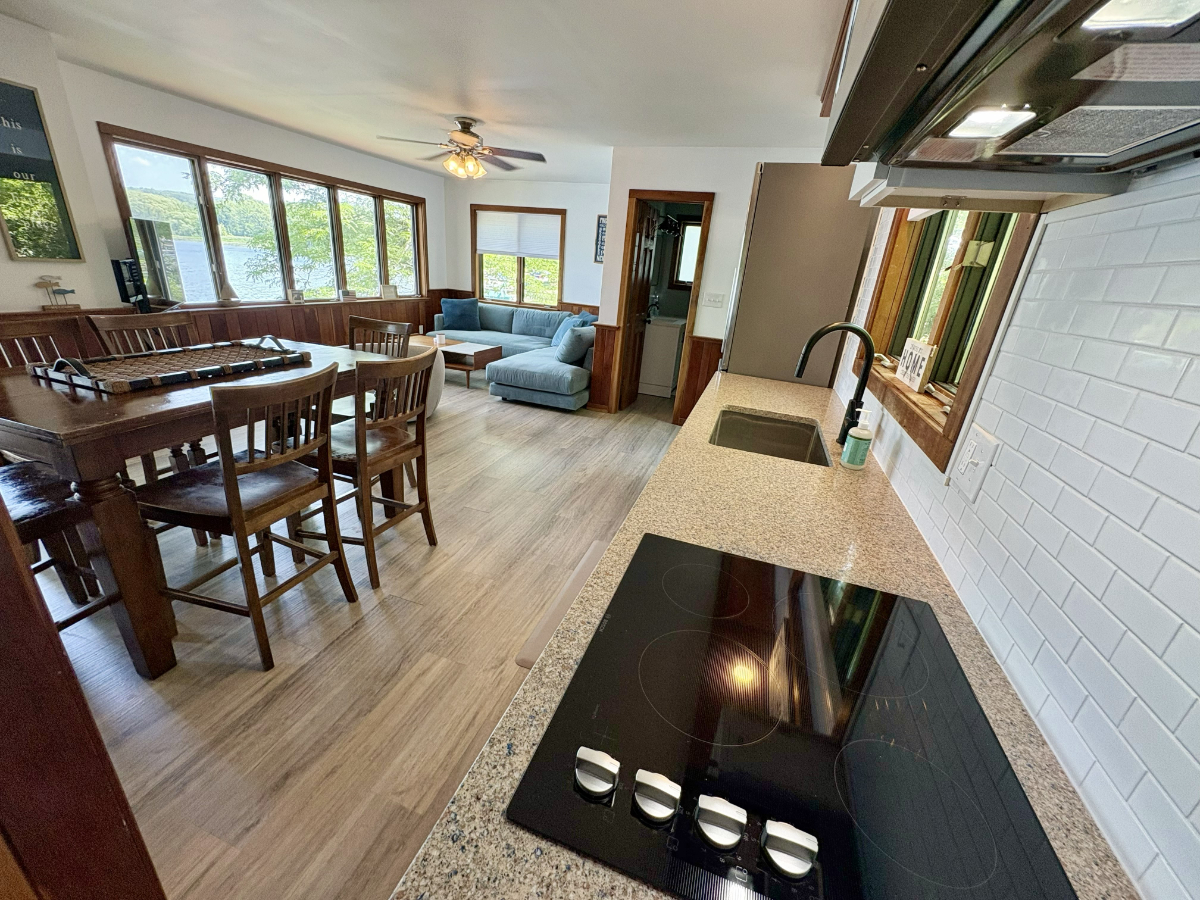 Live on Conesus Lake in a newly renovated home - Photo 5