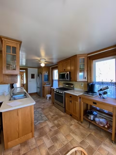 Quiet Geneseo lake property with lots of land and space - Photo 6