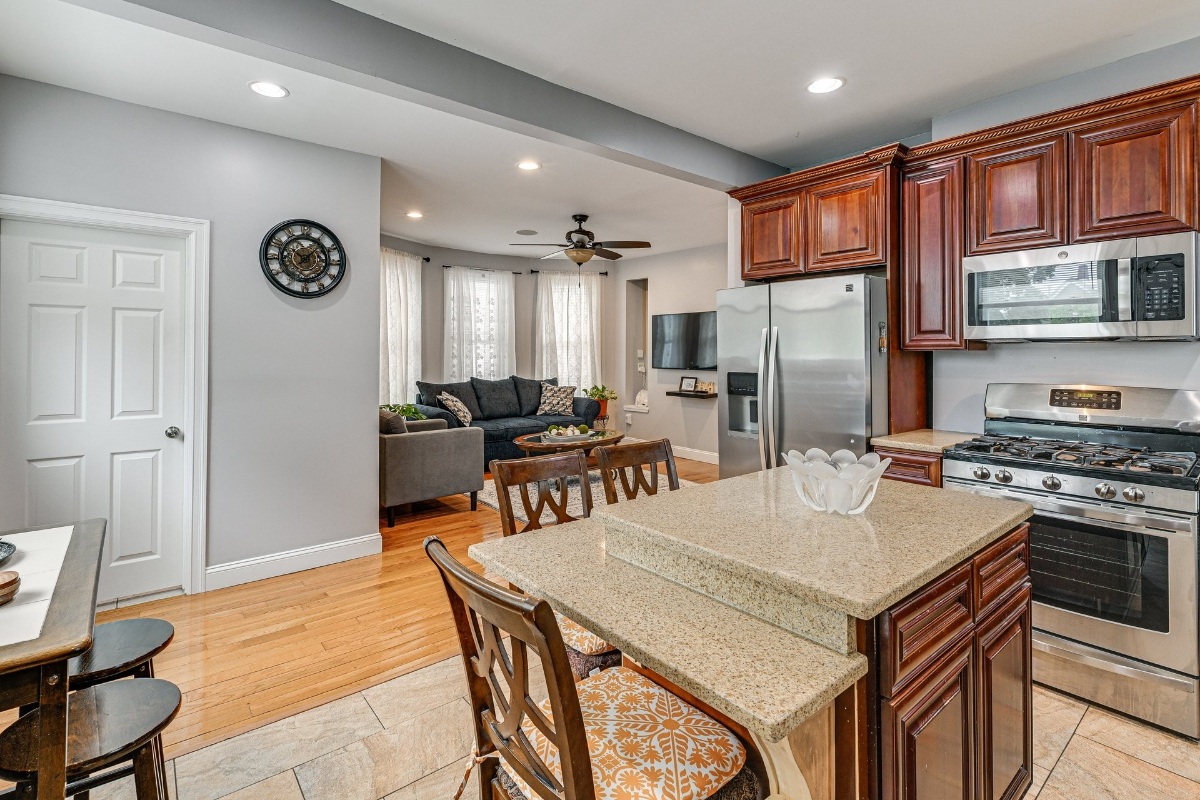 11 Adams Street, apt 1, Mount Vernon, N.Y. 10550 - Photo 3