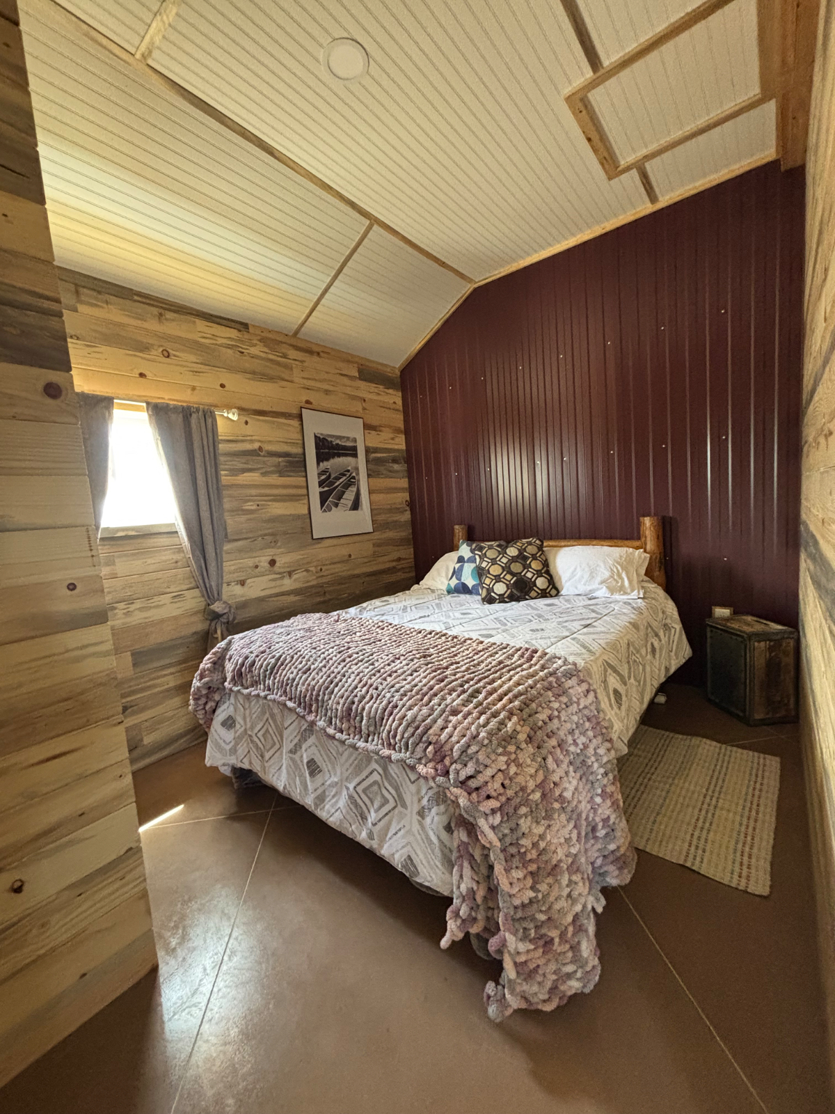 2 bedroom cottage with llamas out your door - Photo 4