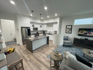 Med Center/NRG Home - Photo 8
