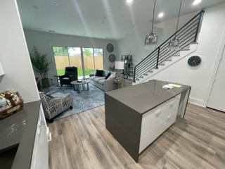Med Center/NRG Home - Photo 6