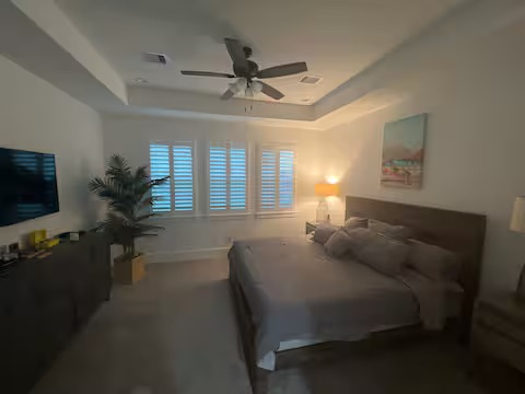 Med Center/NRG Home - Photo 11