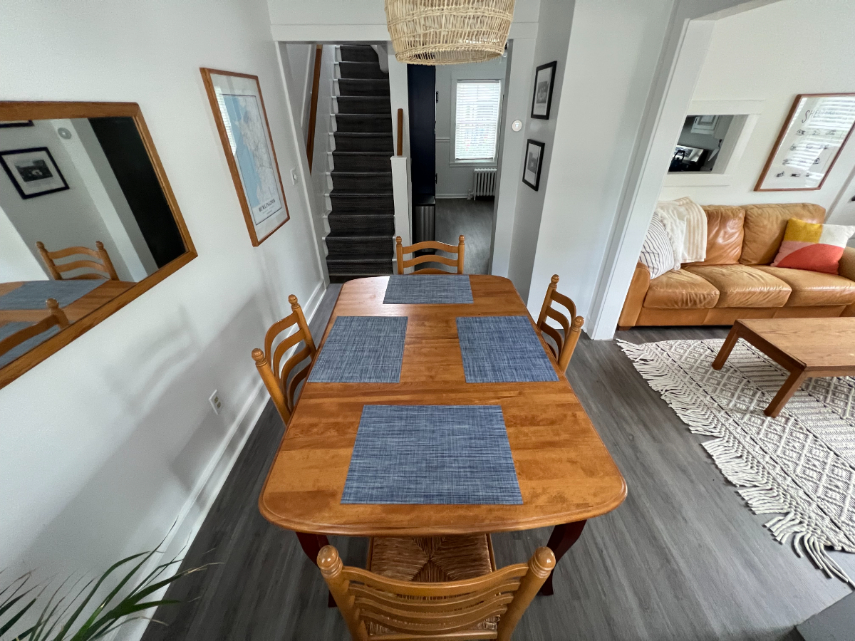 Lakeside Park Beach House for Spring (3BR/1.5BA, all utilities included) - Photo 7