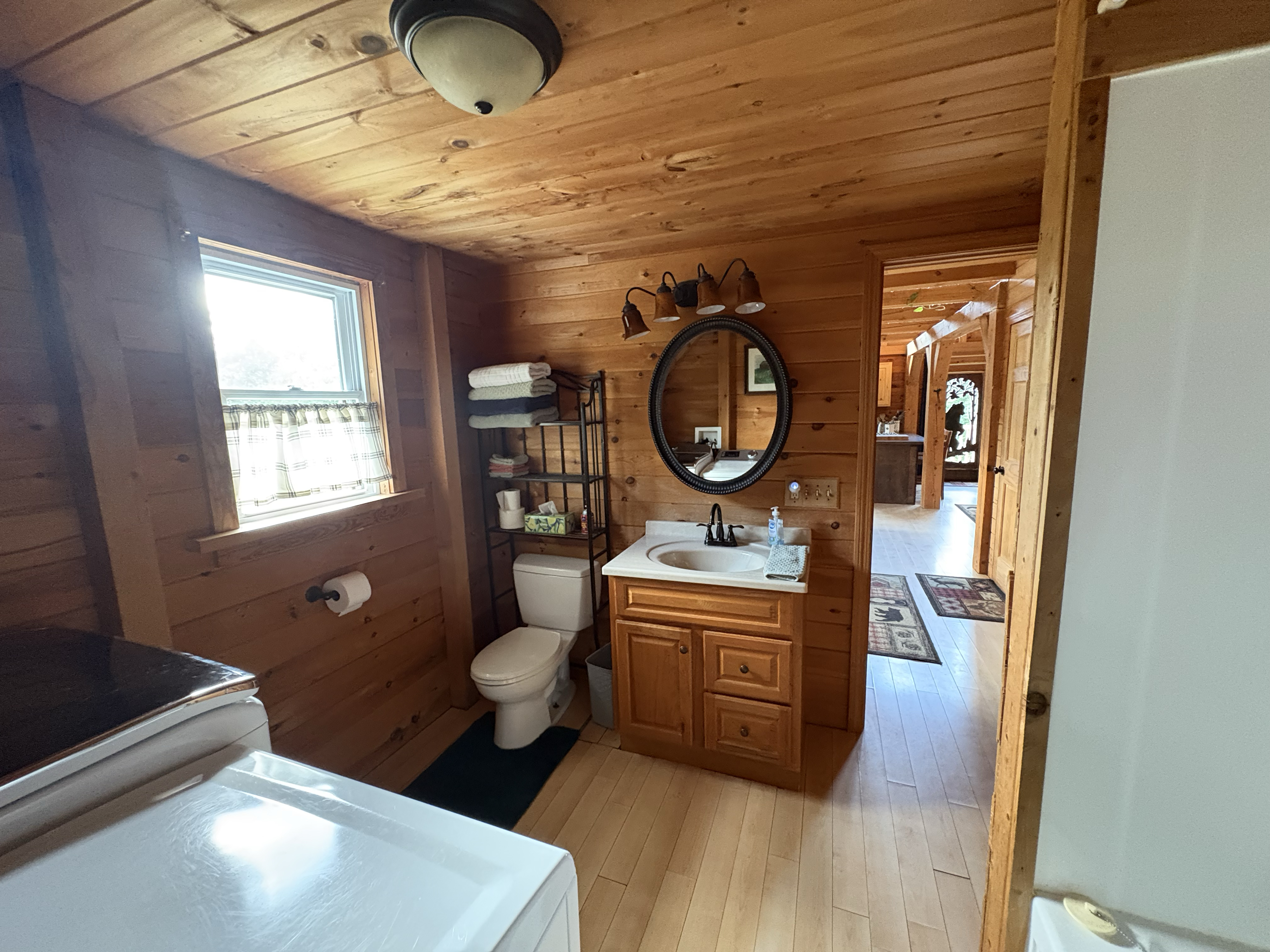 Sheila's Cabin in the Woods - Photo 5