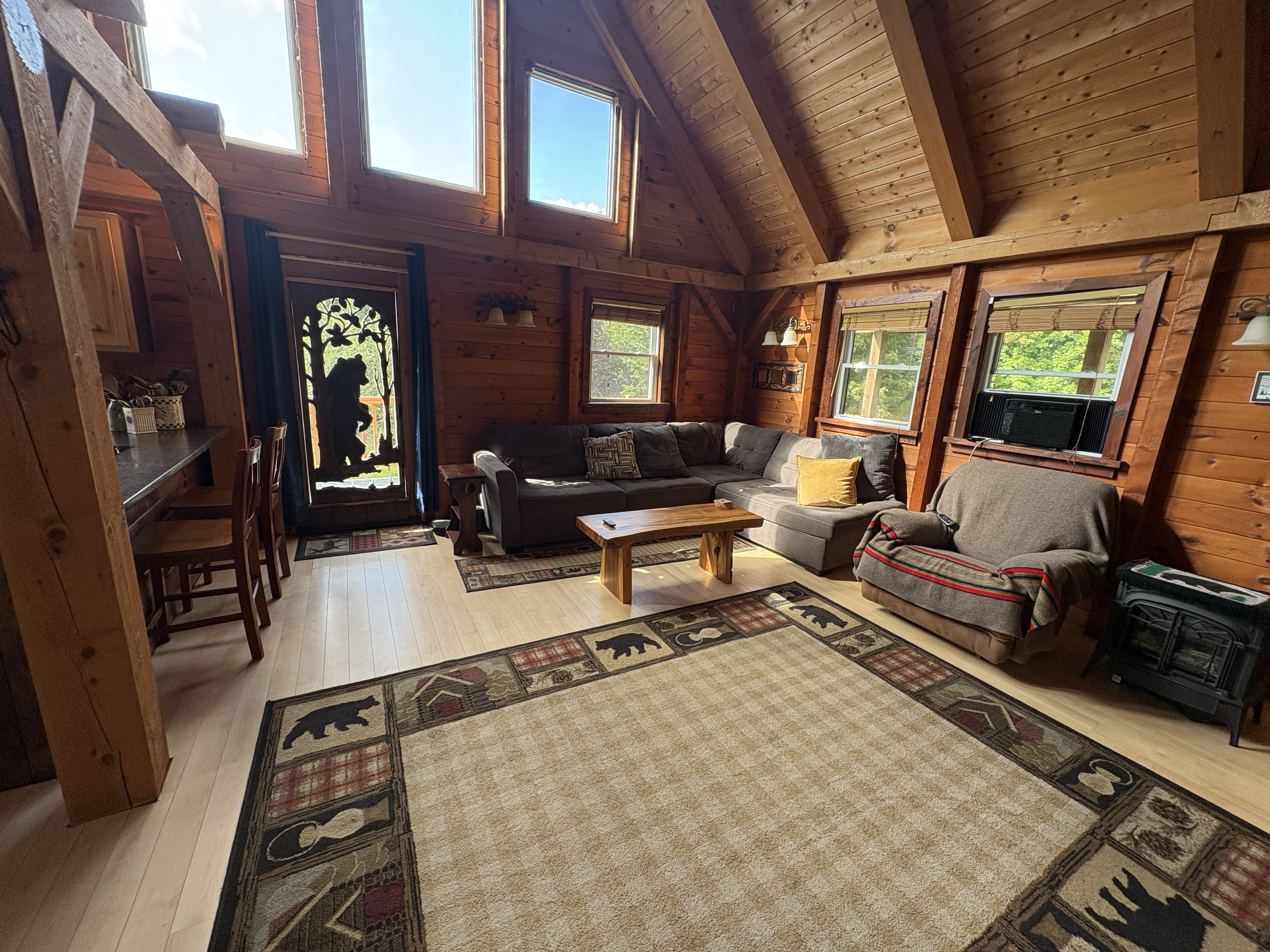 Sheila's Cabin in the Woods - Photo 3