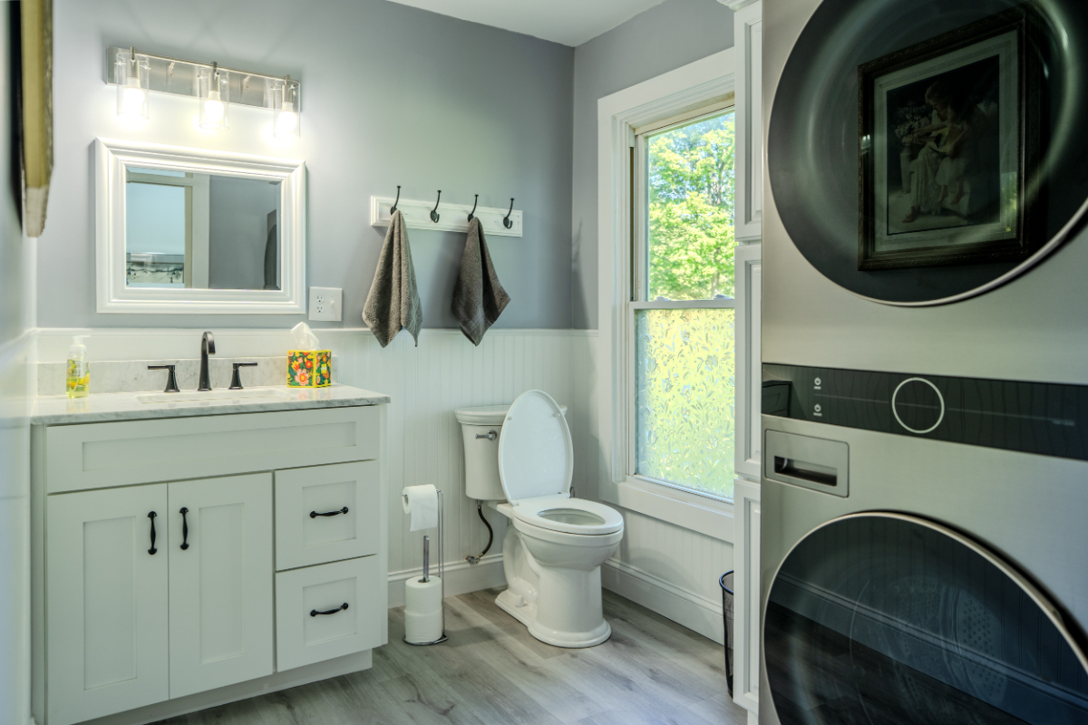 Cozy 2 Bedroom home in resort community near Lake Ontario - Photo 7