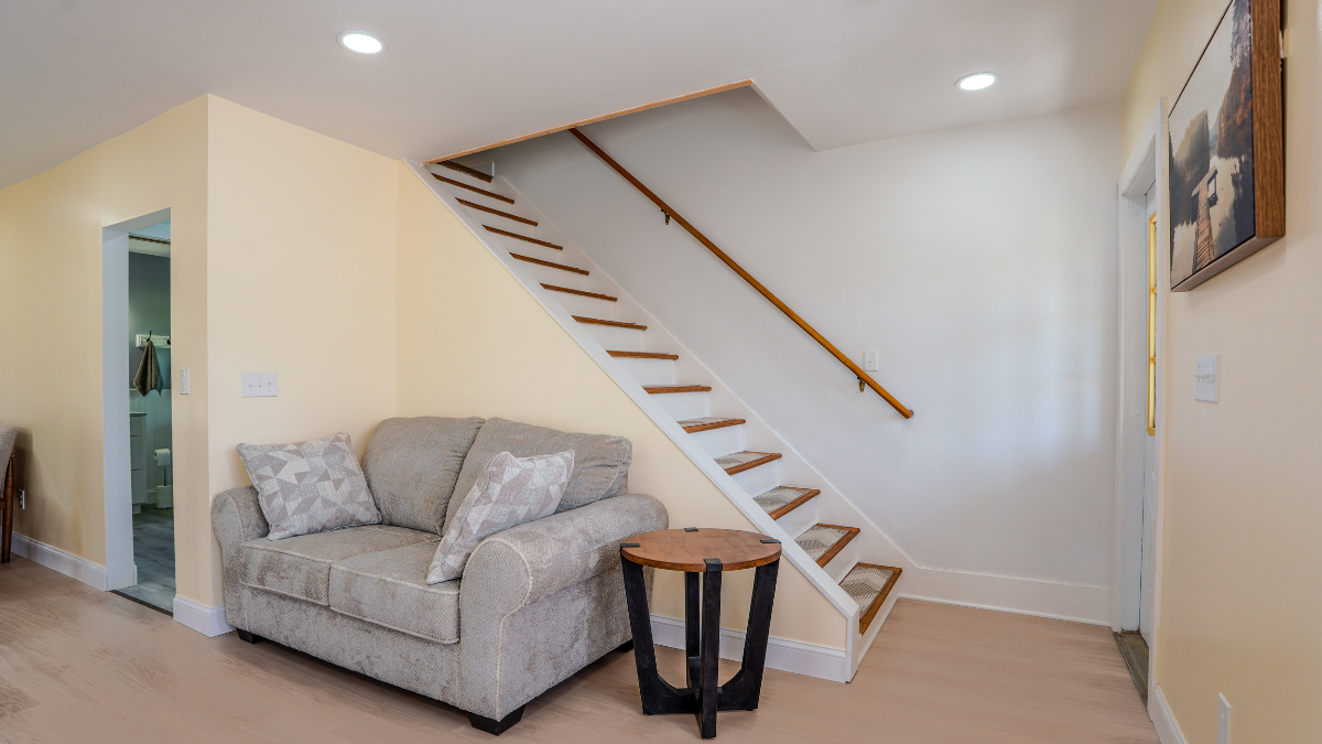 Cozy 2 Bedroom home in resort community near Lake Ontario - Photo 9